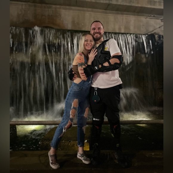 Meet your Posher, Jennifer - Picture 3 of 4